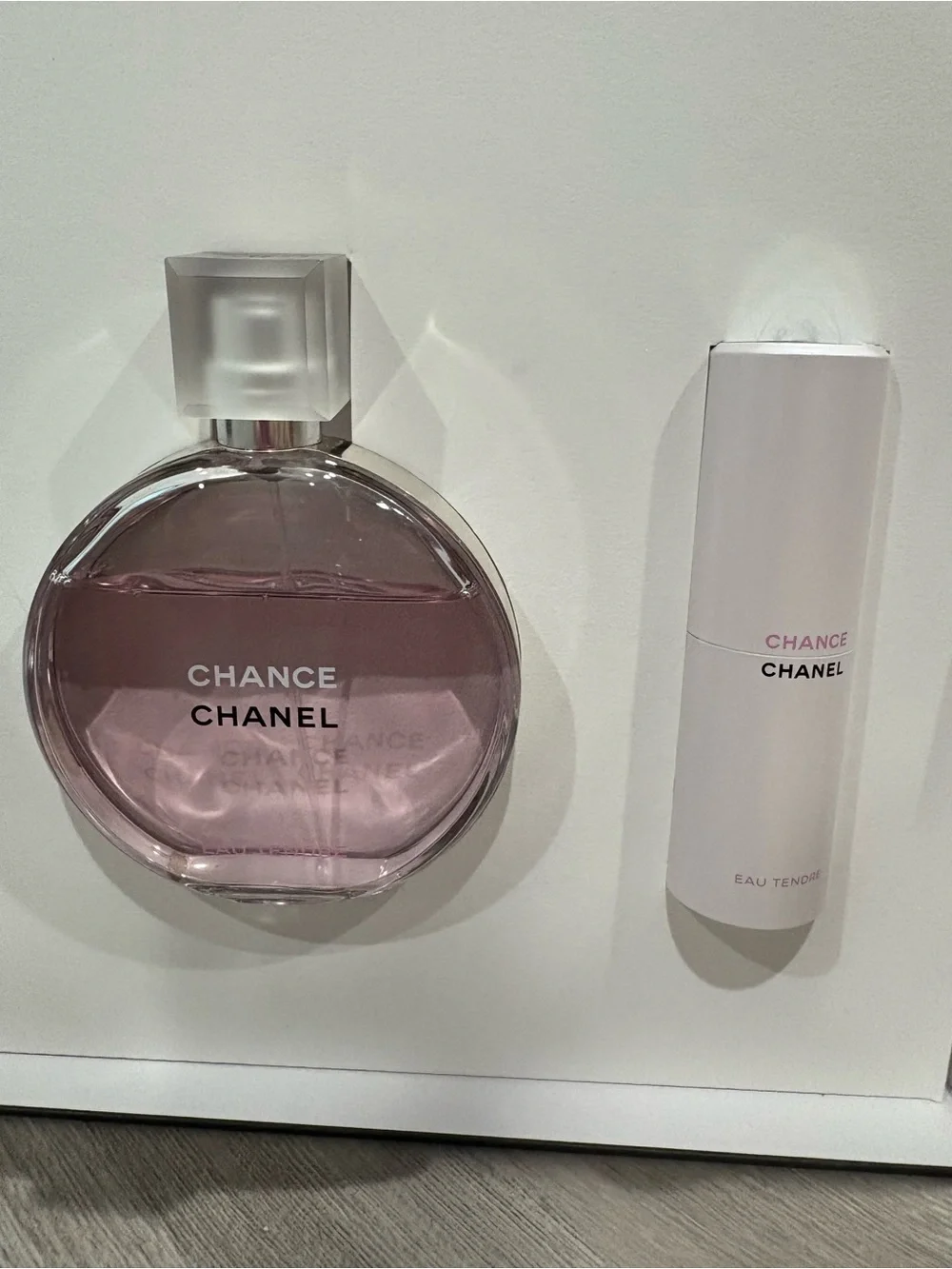 CHANEL 🩷